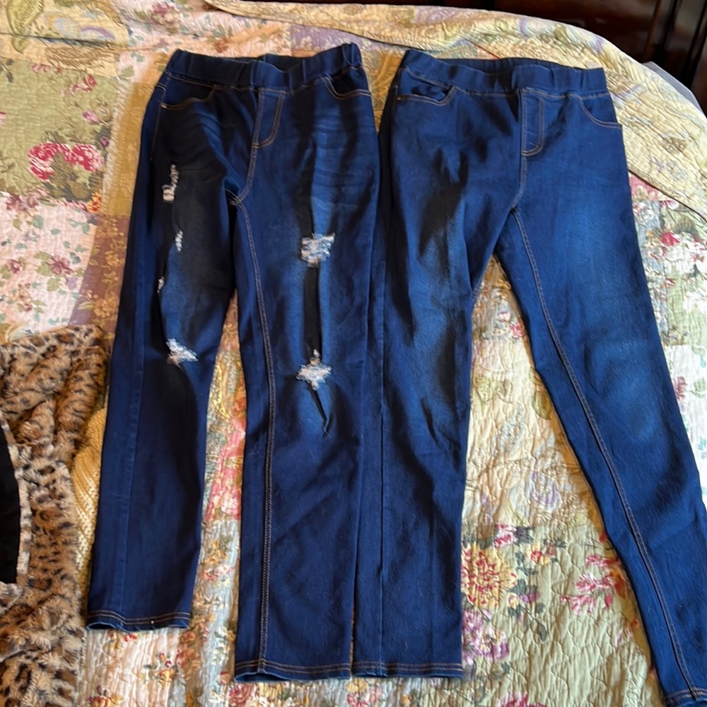 Jvini pull on jeans one plain and one distressed